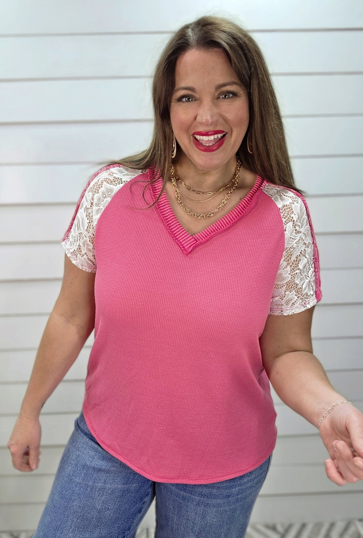 FUCHSIA WAFFLE TEXTURE KNIT TOP W/ LACE SLEEVE