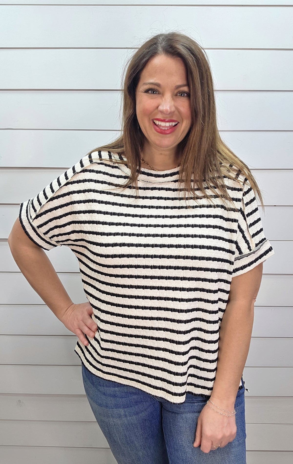 BLACK TEXTURED LOOSE FIT KNIT TOP
