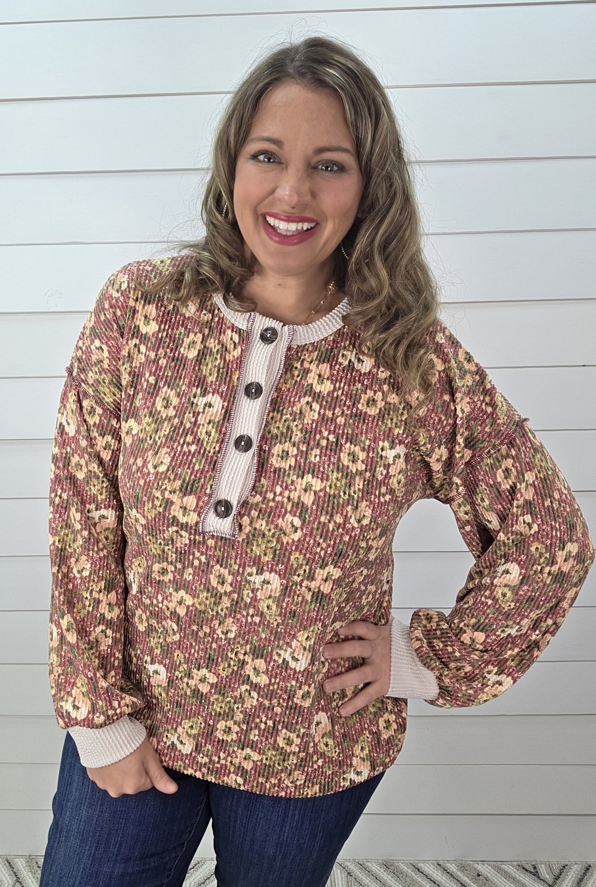 MARSALA FLORAL RAISED RIBBED HENLEY KNIT TOP