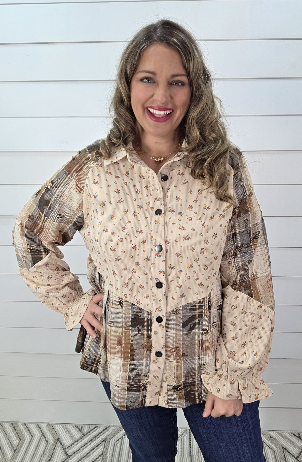 OATMEAL BOHO PLAID/FLORAL SNAP BUTTON TOP
