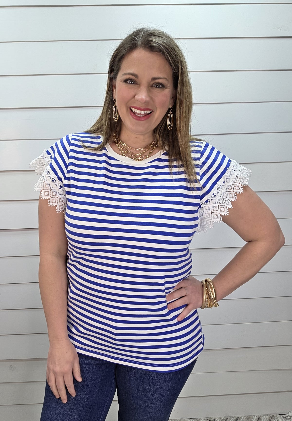 BLUE STRIPED FRENCH TERRY TOP W/ LACE SLEEVES
