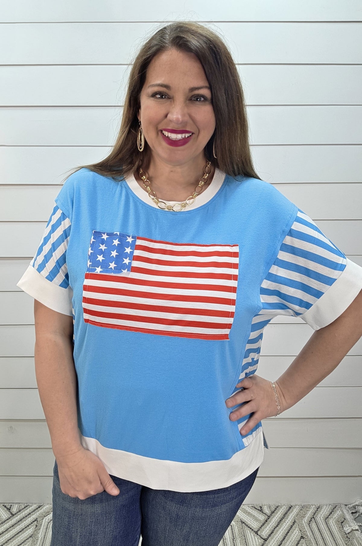LIGTH BLUE FLAG PRINT KNIT TOP W/ STRIPED SIDES