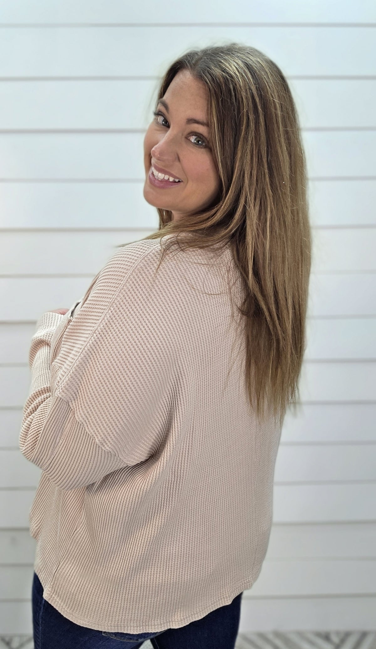 LIGHT TAUPE WAFFLE TEXURE POCKET TOP