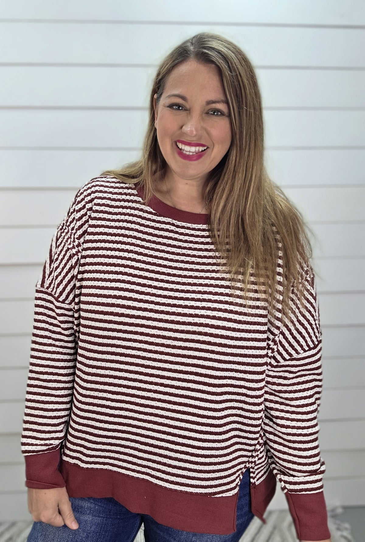BURGUNDY/CREAM STRIPED TEXTURED KNIT LOOSE FIT TOP