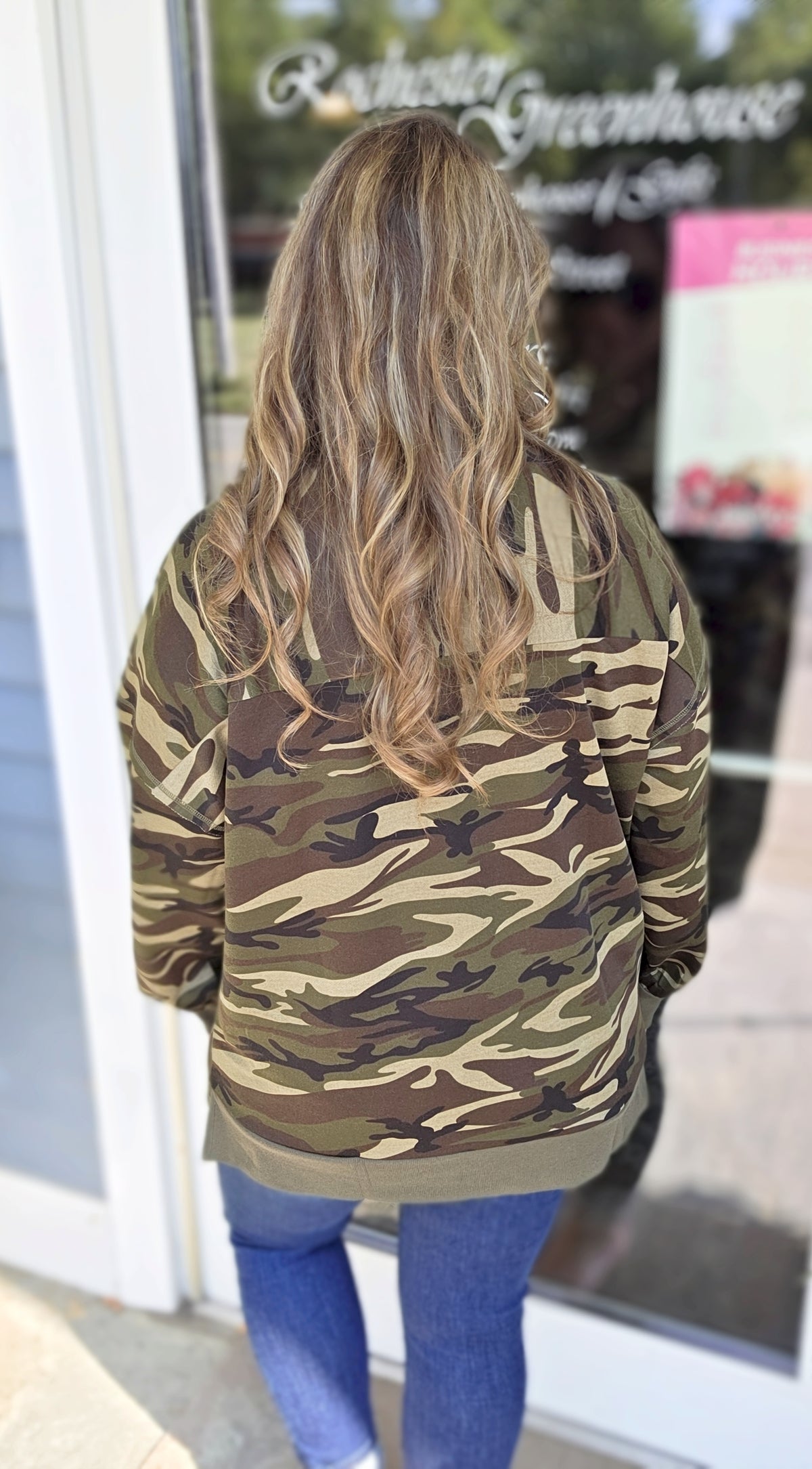 CAMO FRENCH TERRY PULLOVER TOP