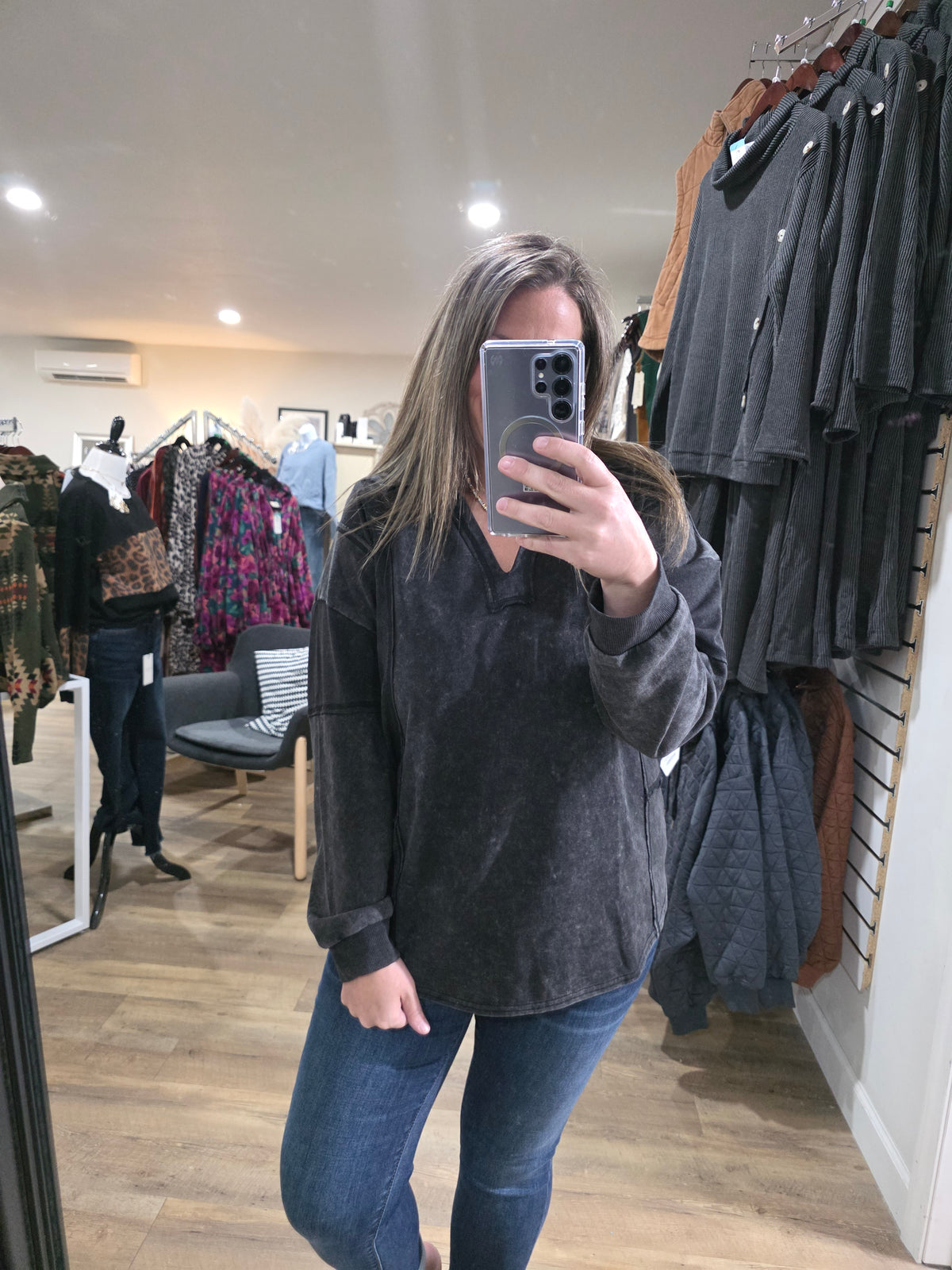 BLACK MINERAL WASH FRENCH TERRY PULLOVER WITH LAY DOWN COLLAR