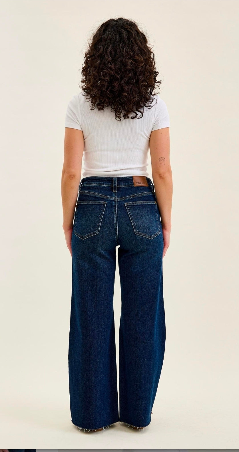 JUDY BLUE PETITE RETRO WIDE W/ ADJUSTABLE WB TABS AND RAW HEM