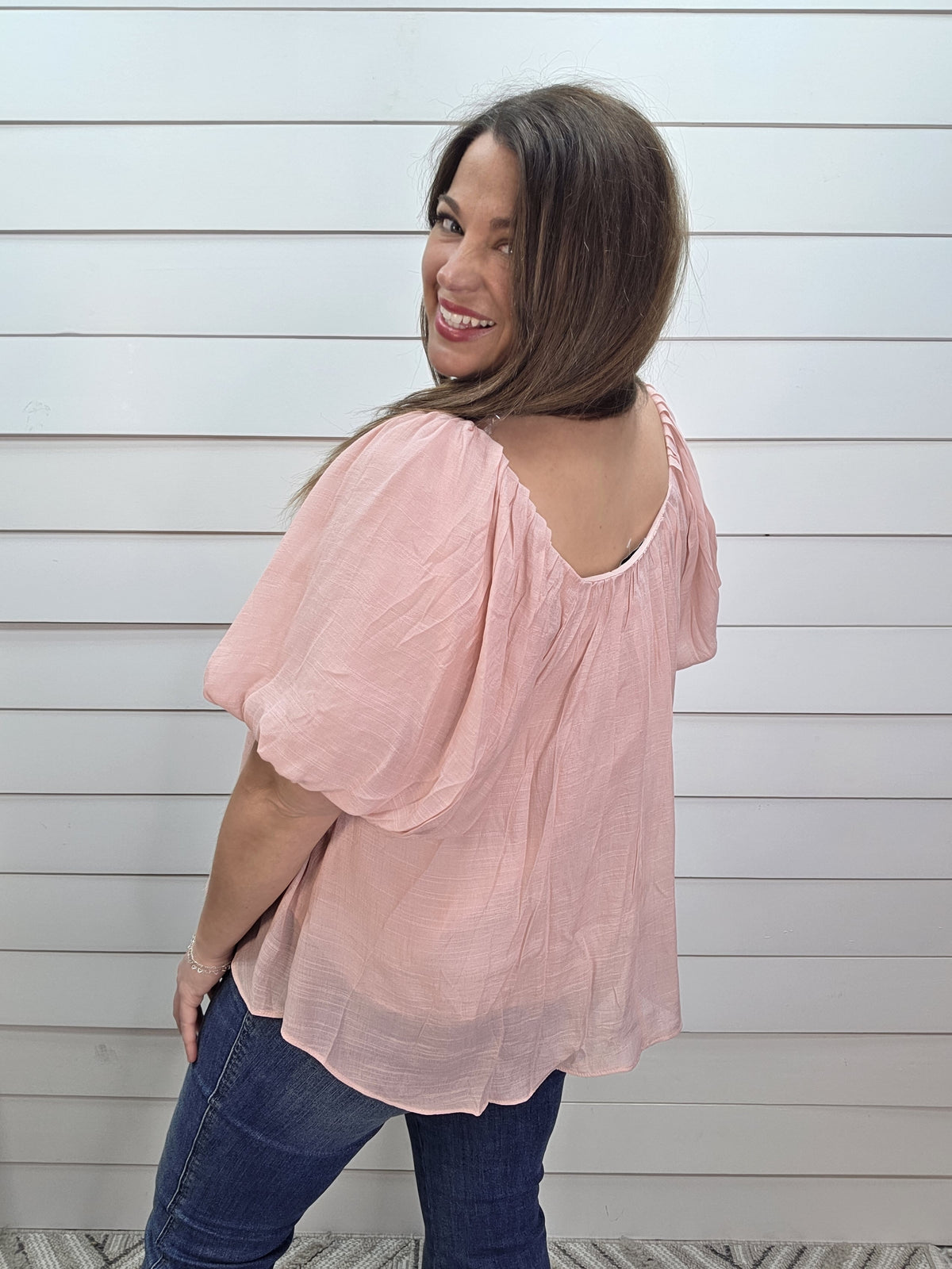 BLUSH FLOWY SCOOP NECK WOVEN TOP