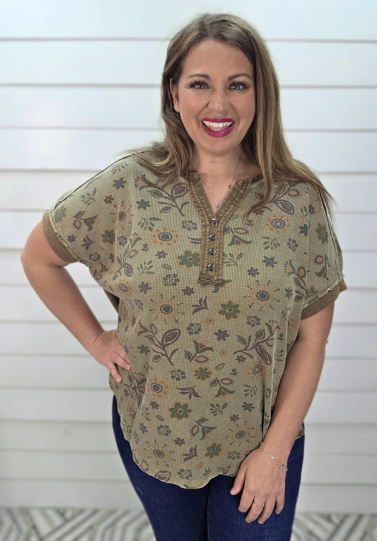 OLIVE FLORAL WAFFLE VINTAGE WASH OVERSIZED KNIT TOP