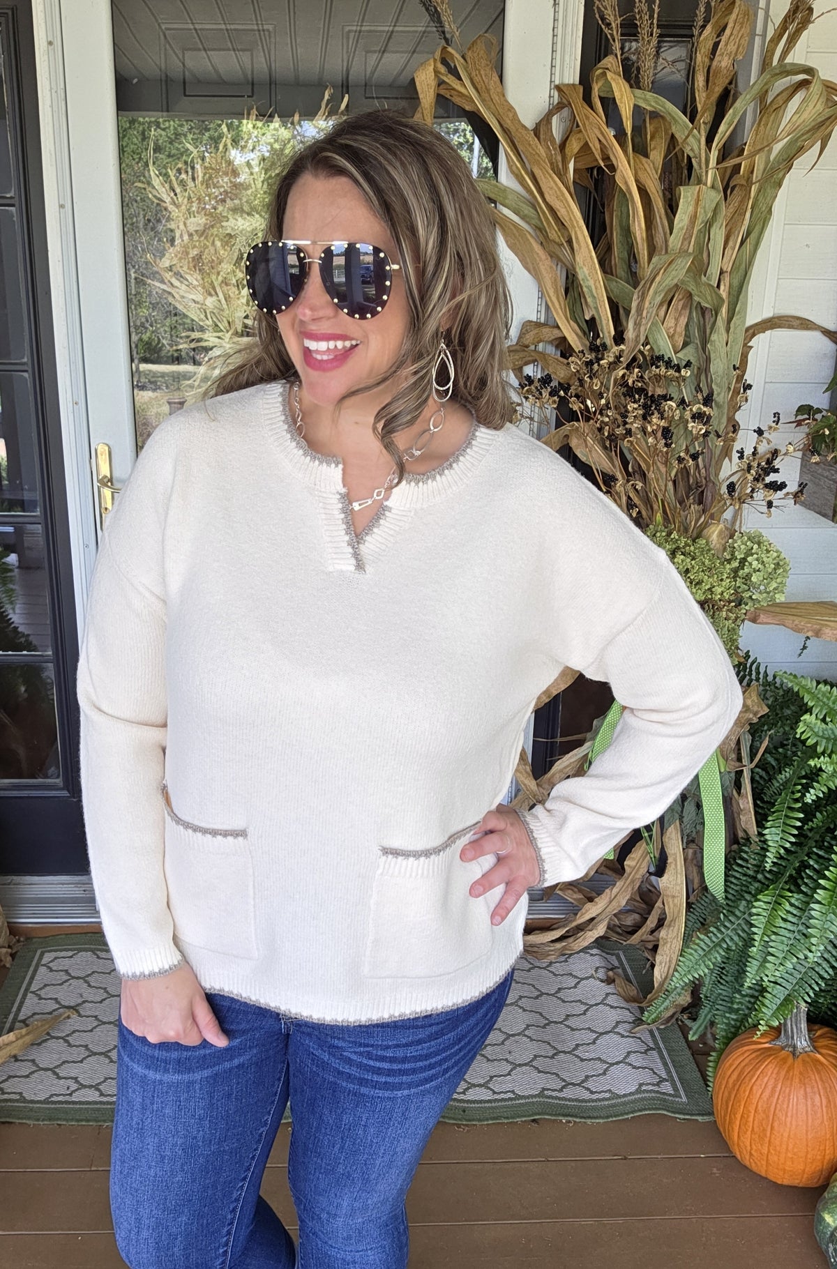 OATMEAL STITCH DETAIL DOUBLE POCKET PULLOVER SWEATER