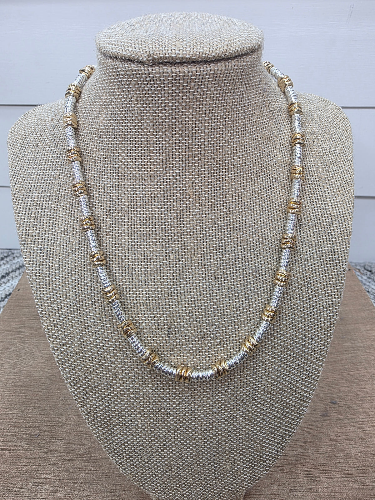TWO TONE METAL BEADED NECKLACE