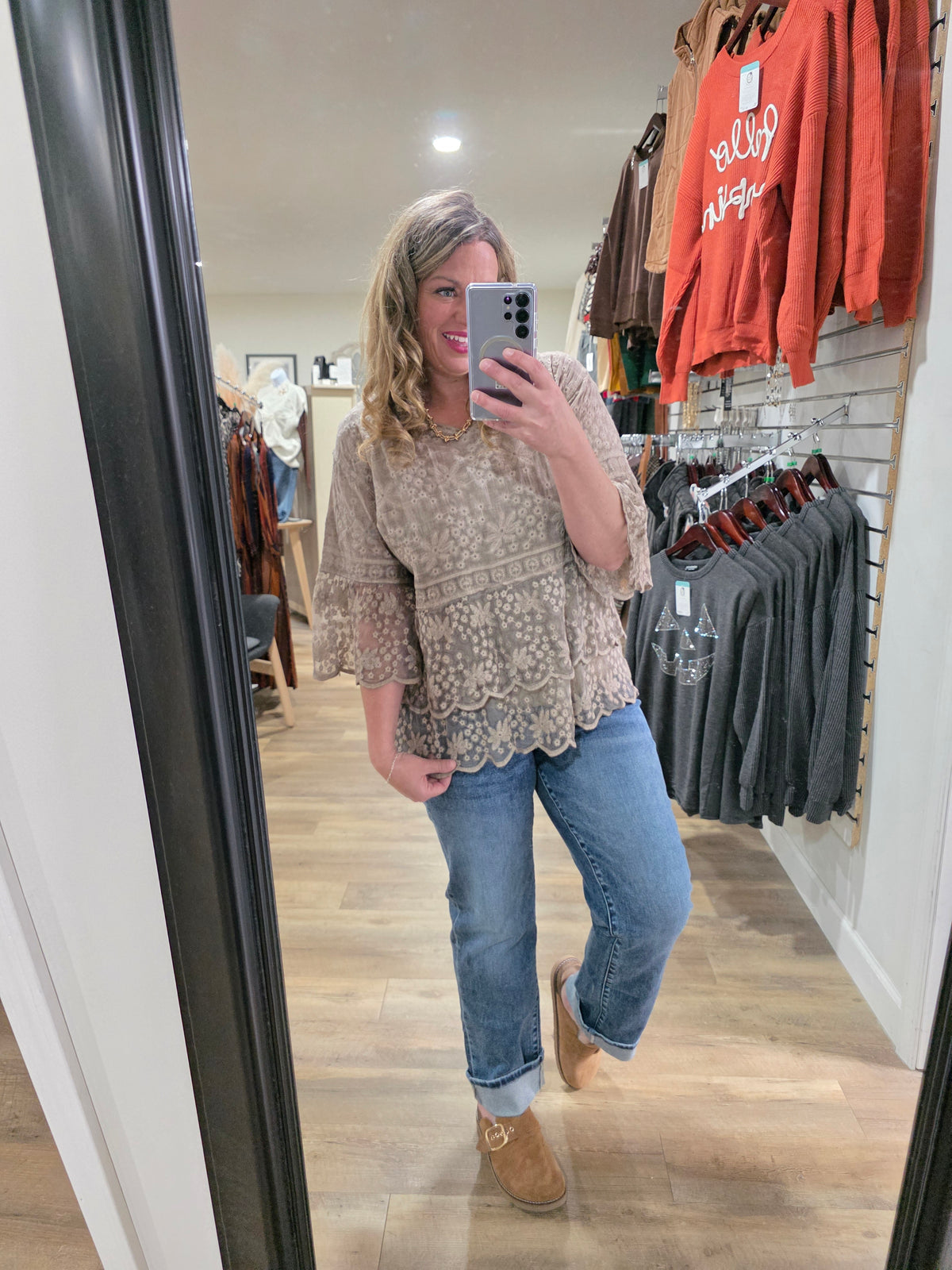 MOCHA MINERAL WASH CROCHET LACE 3/4 SLEEVE SCALLOPED TOP