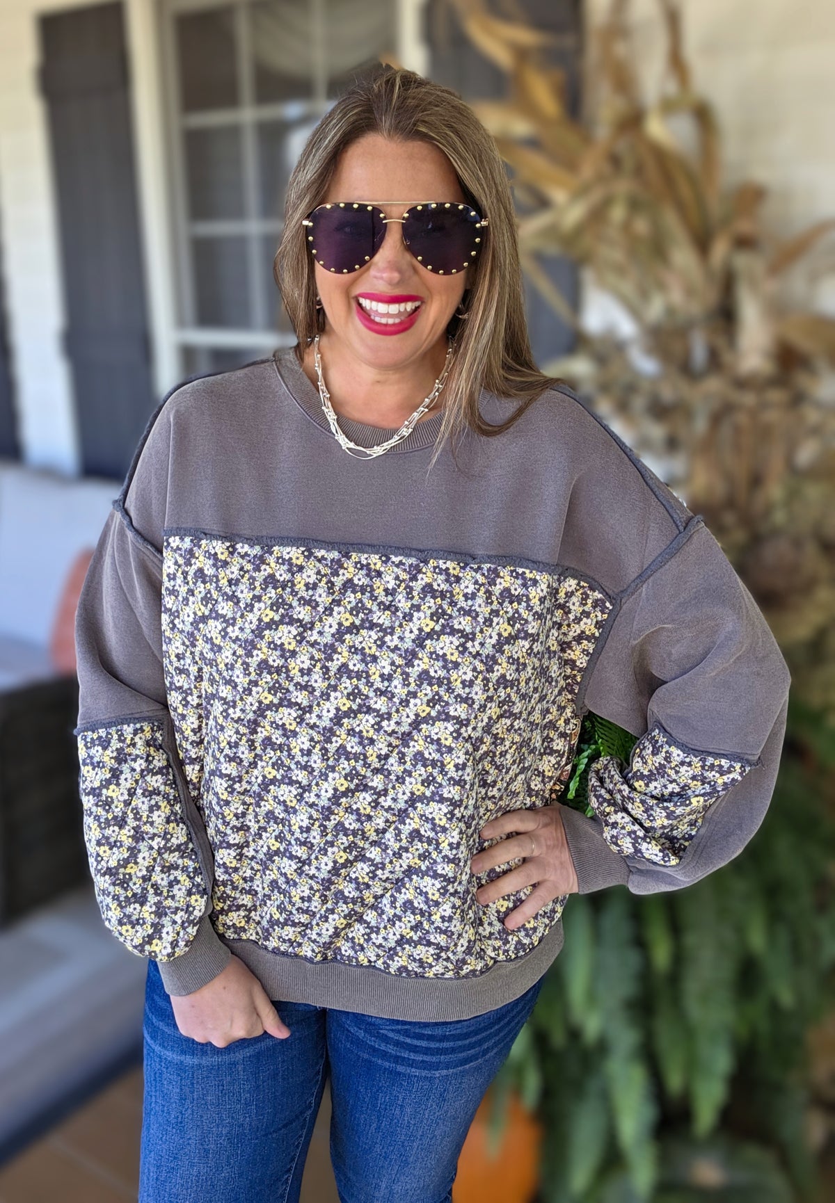 FADED NAVY/ QUILTED FLORAL/PAISLEY KNIT TOP