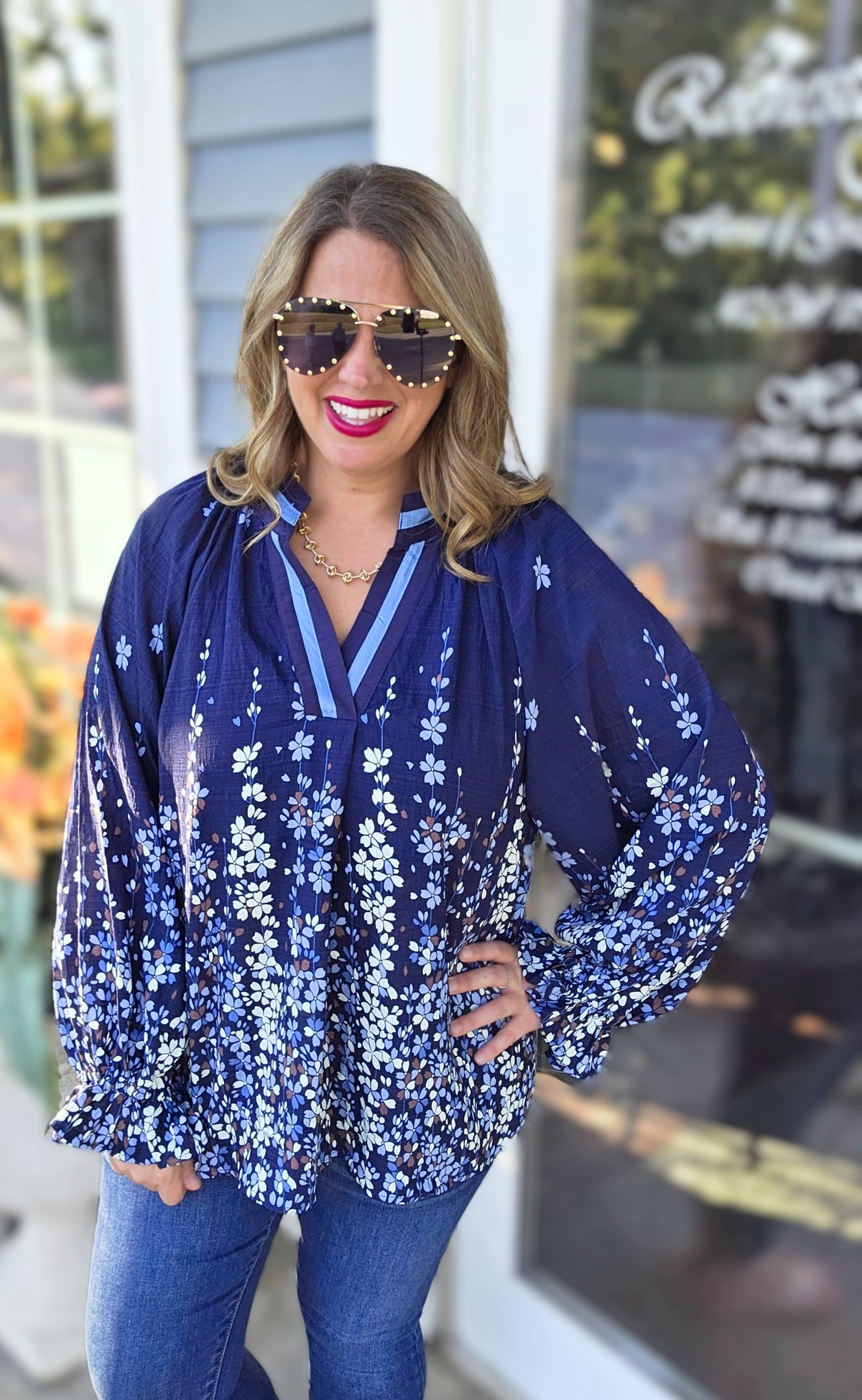 NAVY FLORAL V NECK WOVEN TOP