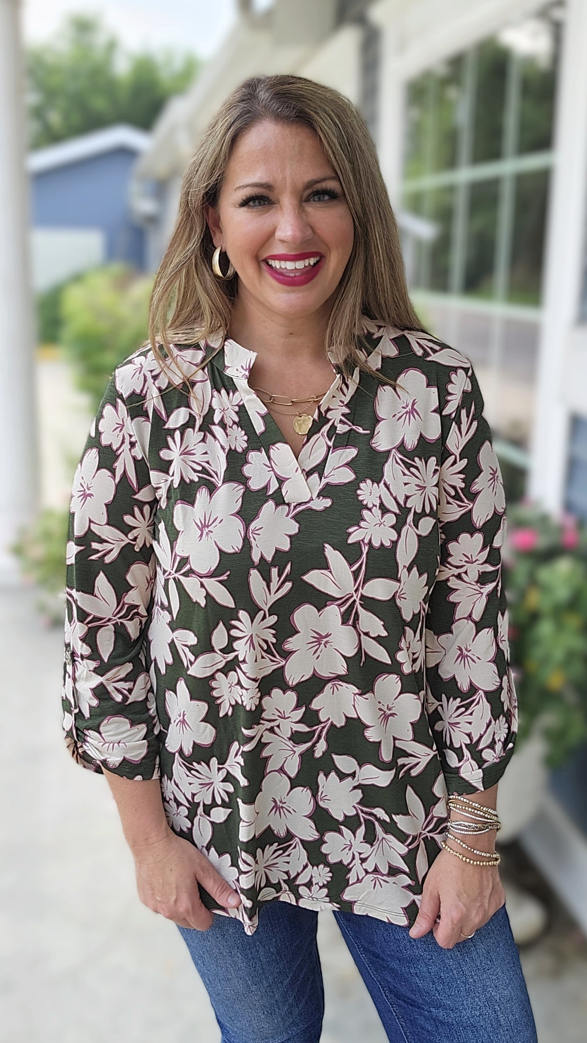 DEAR SCARLETT OLIVE FLORAL 3/4 SLEEVE LIZZY TOP