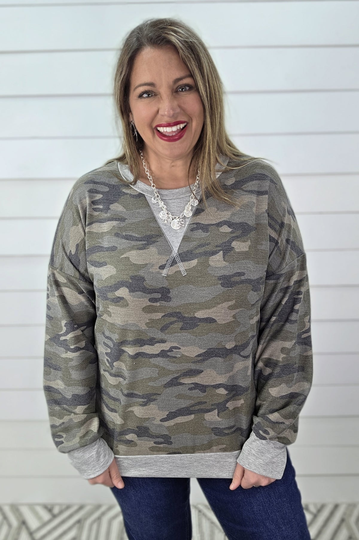 CAMO LONG SLEEVE KNIT TOP