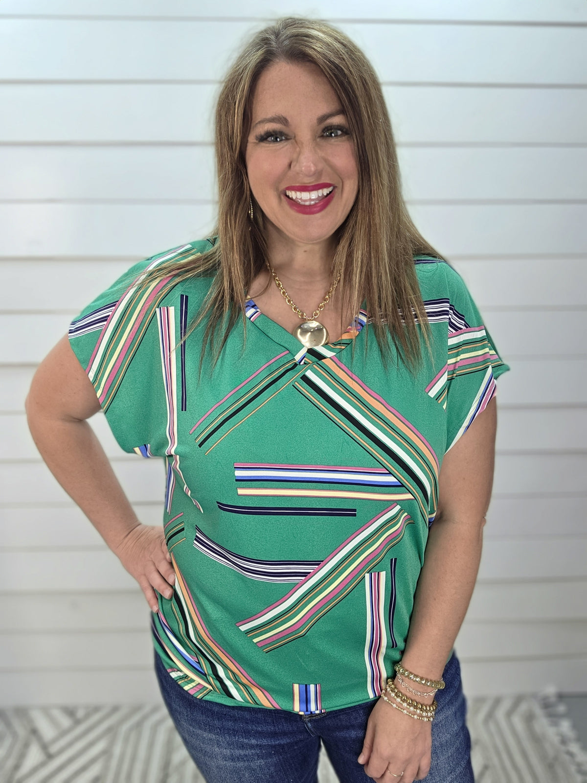 GREEN GEO PRINT V NECK KNIT TOP