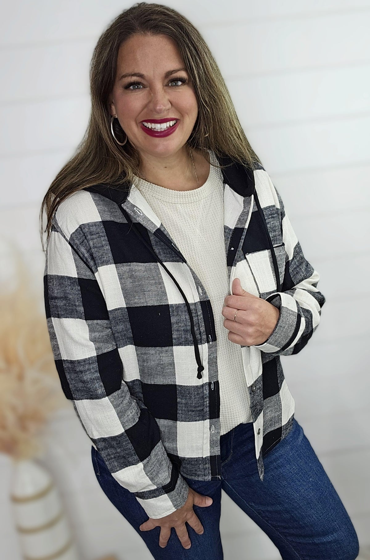 BLACK LIGHTWEIGHT PLAID HOODED SHIRT