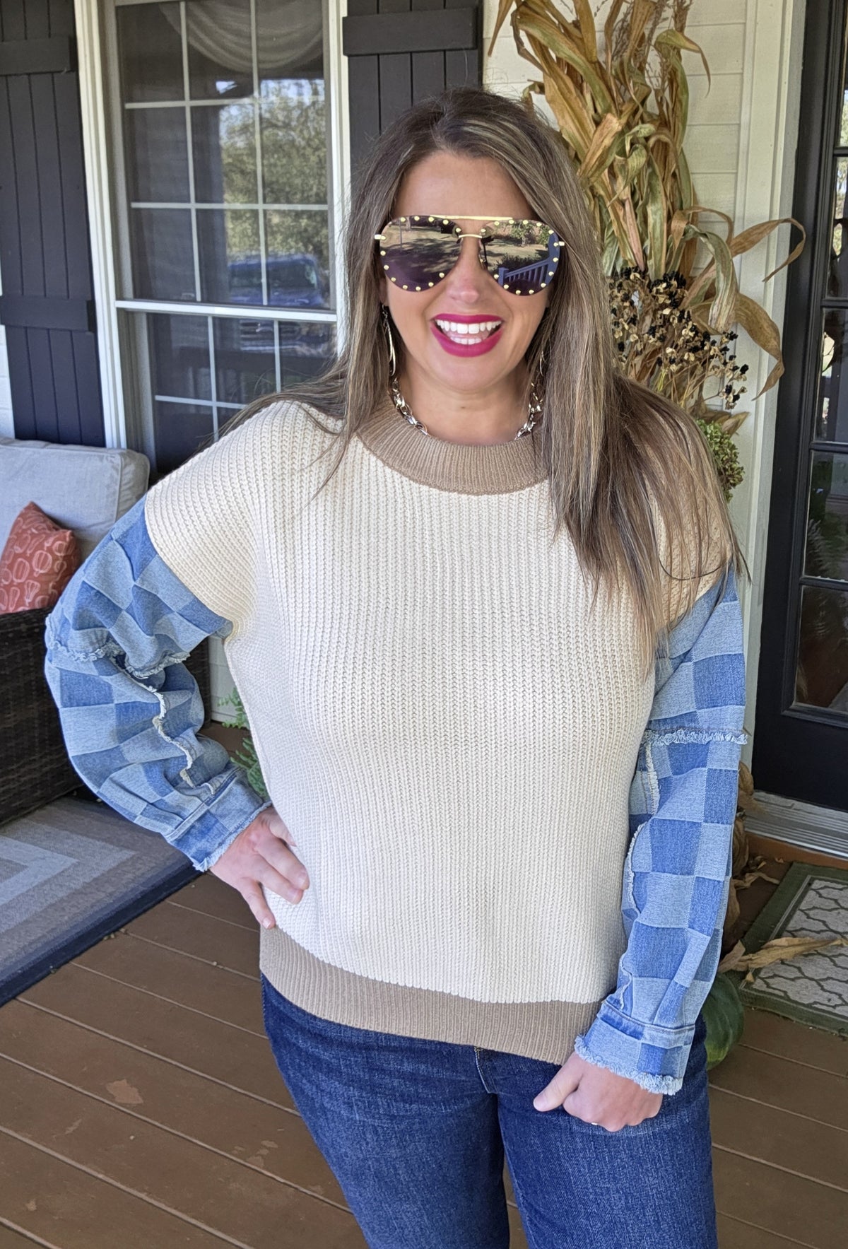 CREAM/DENIM CHECKER SLEEVE KNIT SWEATER