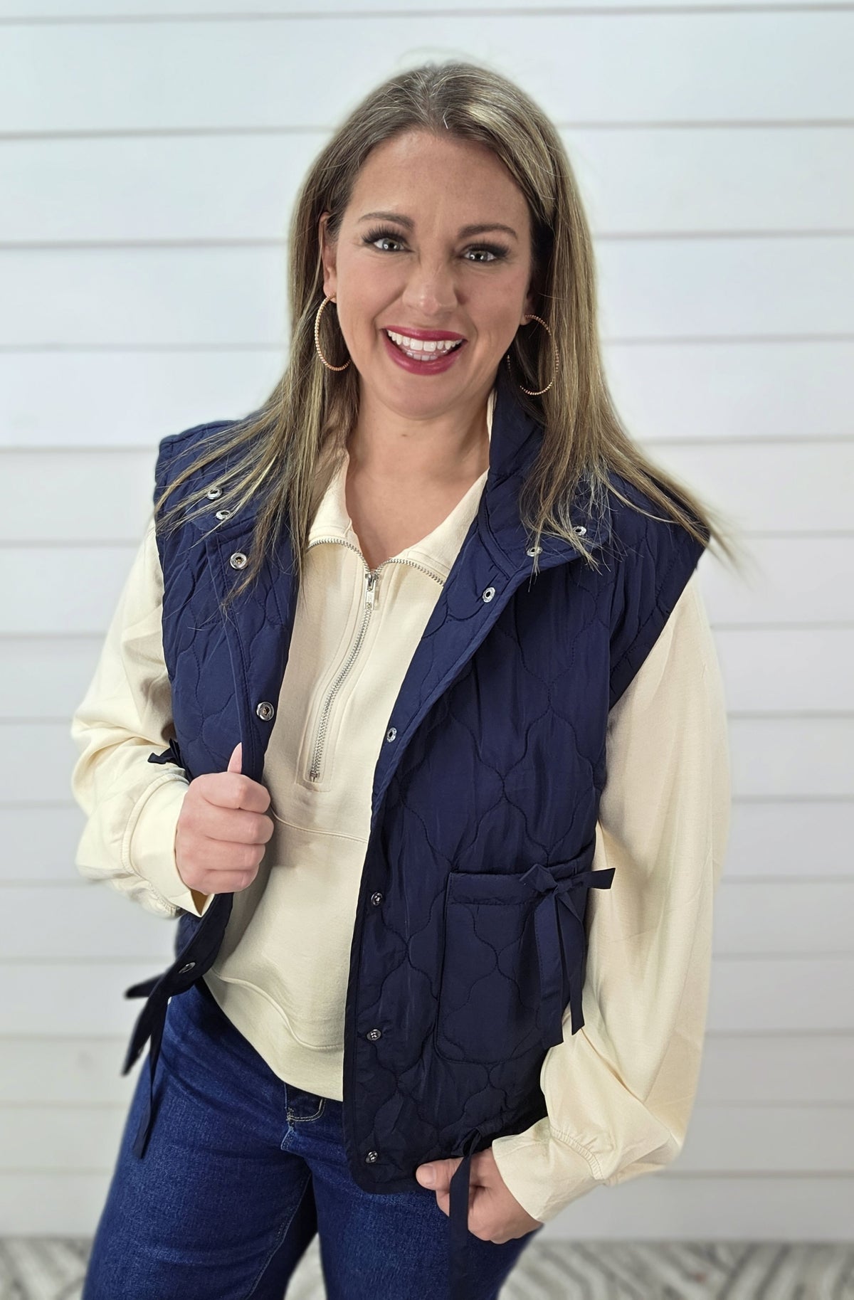 NAVY QUILTED TIE BOW LIGHT WEIGHT VEST