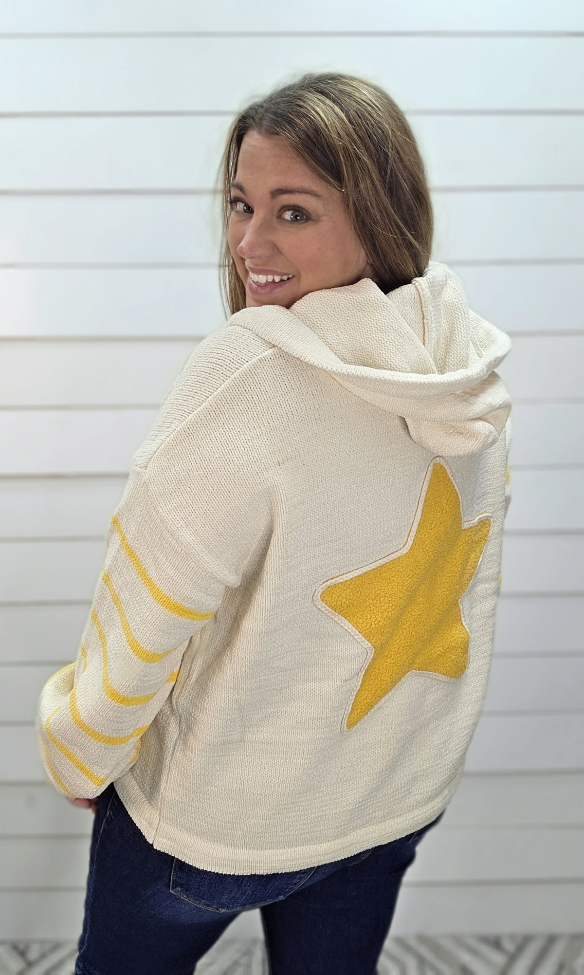 IVORY OVERSIZED STAR SWEATER/CARDIGAN