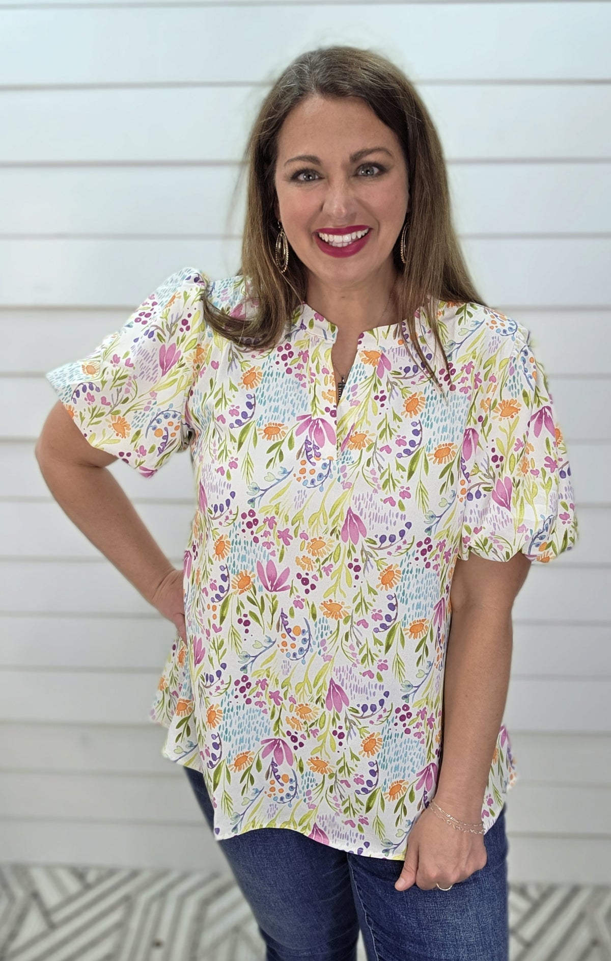 WHTIE FLORAL NOTCH NECK LOOSE FIT WOVEN TOP
