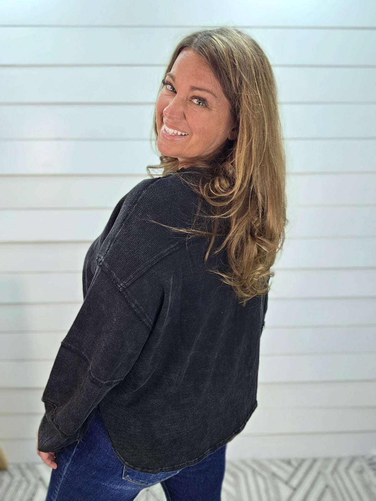 BLACK MINERAL WASH LONG SLEEVE KNIT FLOWY TOP