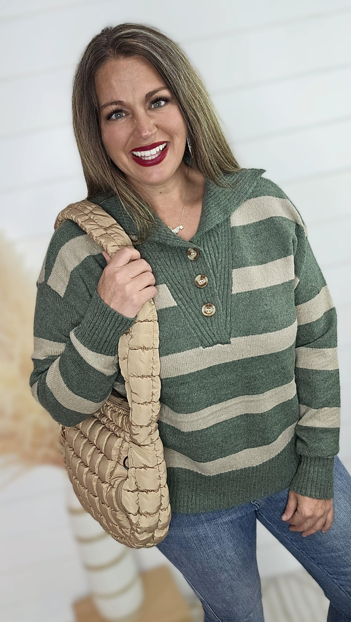 MOSS STRIPED BUTTON NECK LINE PLUSH SWEATER