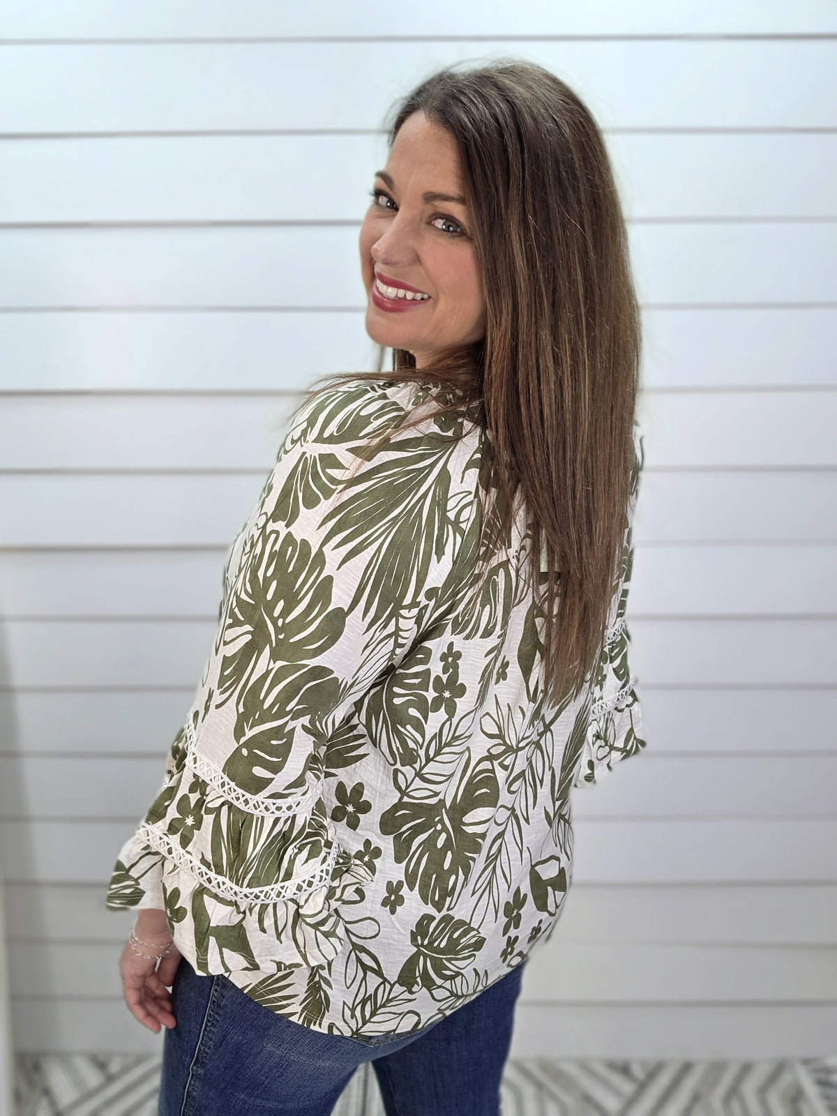 GREEN/BEIGE PRINTED BOHO TOP W/ LACE TRIM