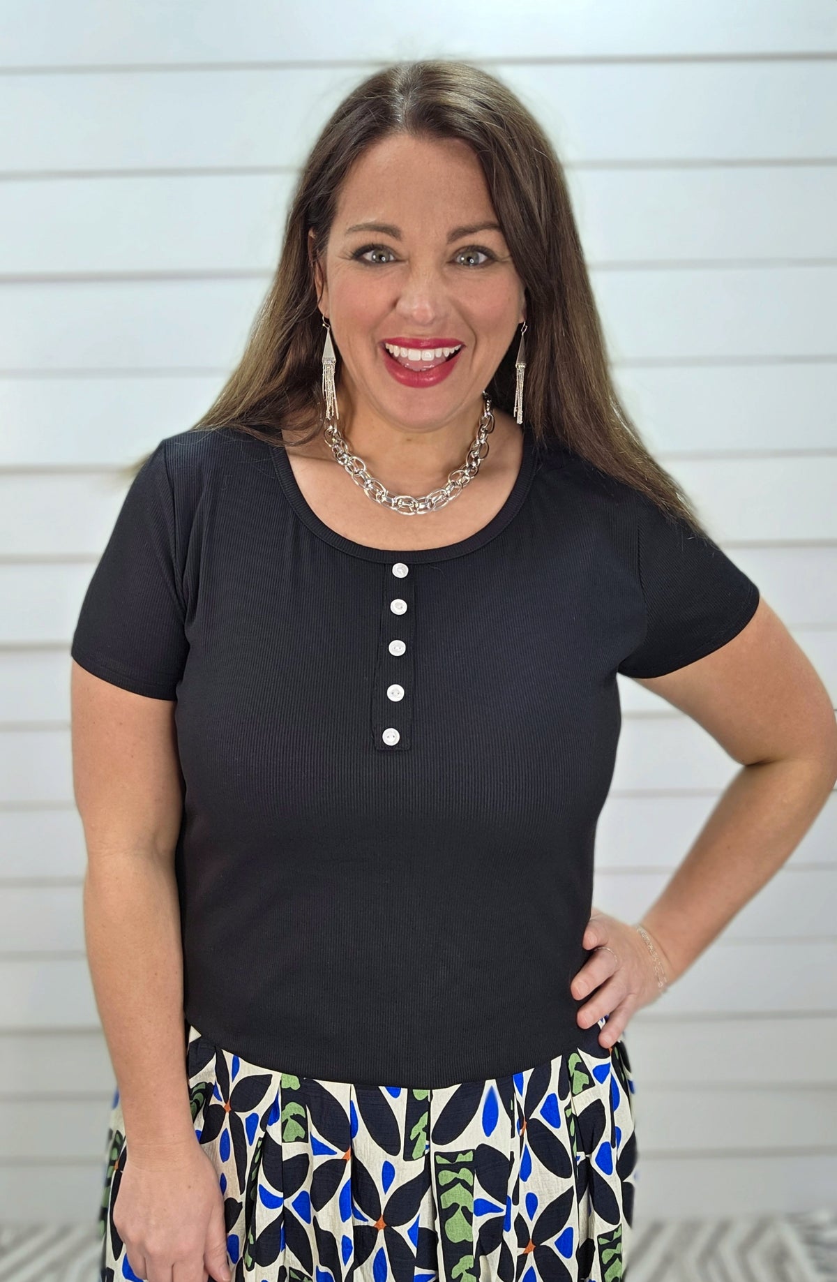 BLACK RIBBED FAUX BUTTON KNIT TOP