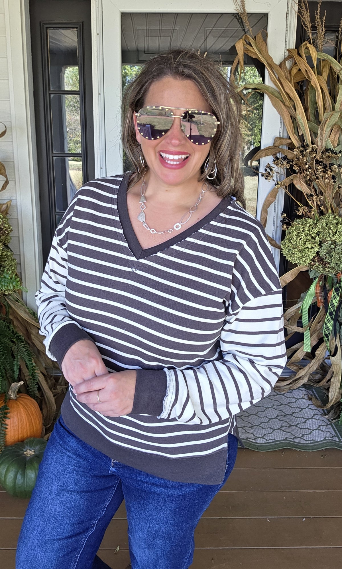 CHARCOAL DOUBLE V STRIPED FRENCH TERRY CONTRAST TOP