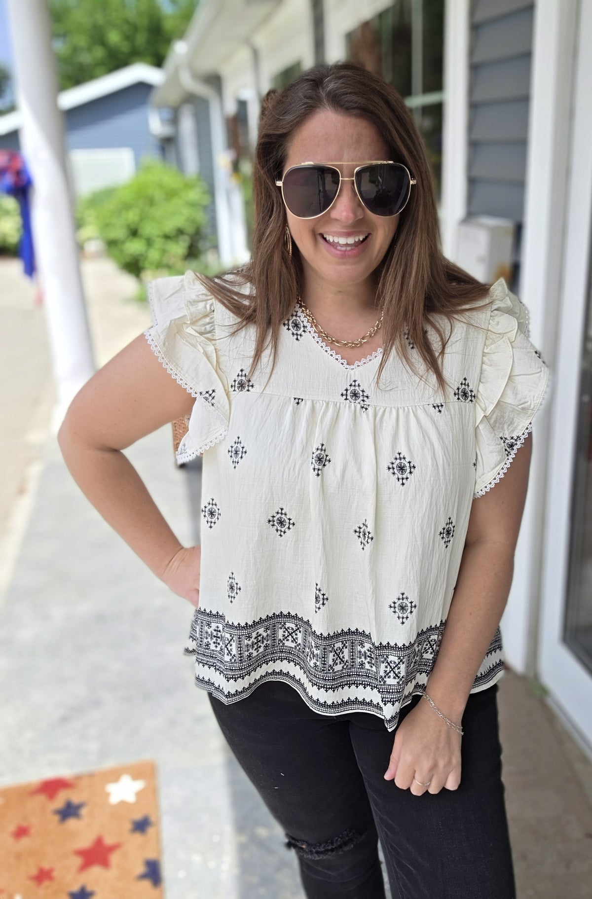 CREAM/BLACK PRINTED V NECK TOP W/ LACE TRIM