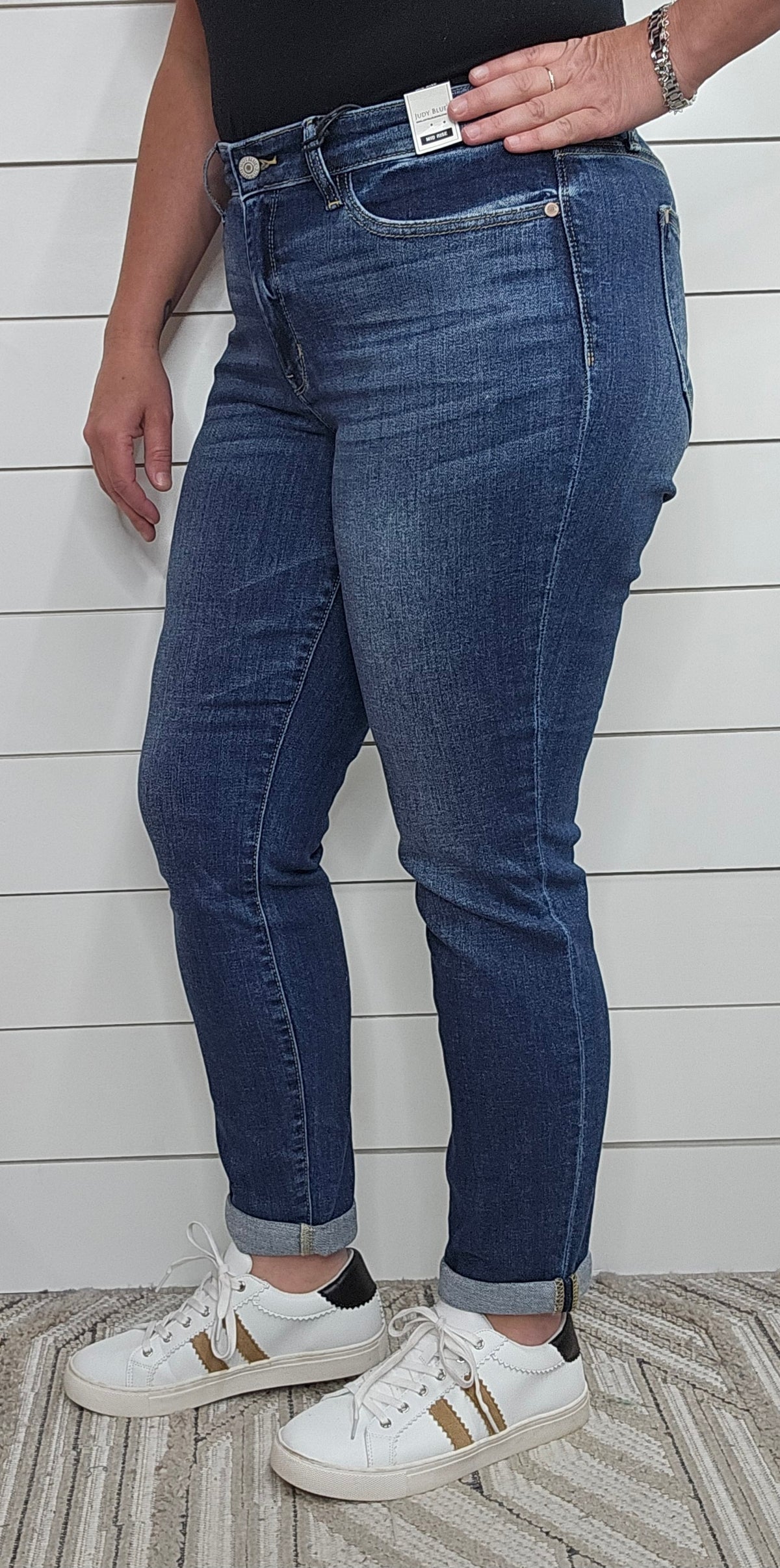 JUDY BLUE DK CORE MIDRISE CUFFED BOYFRIEND JEAN