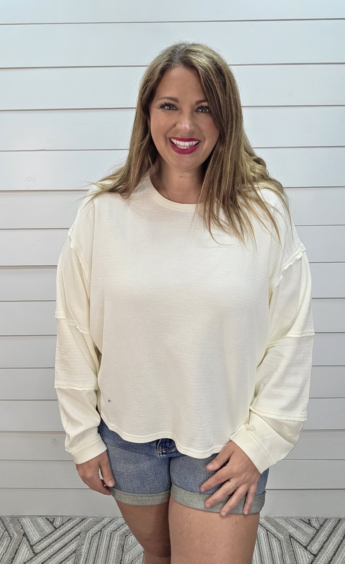 CREAM LONG SLEEVE KNIT FLOWY TOP