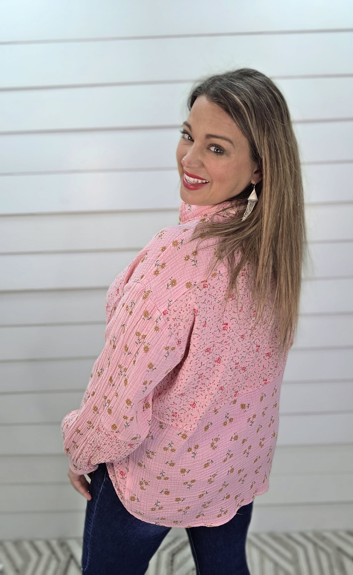 PINK FLORAL CONTRAST COTTON GAUZE BUTTON UP TOP