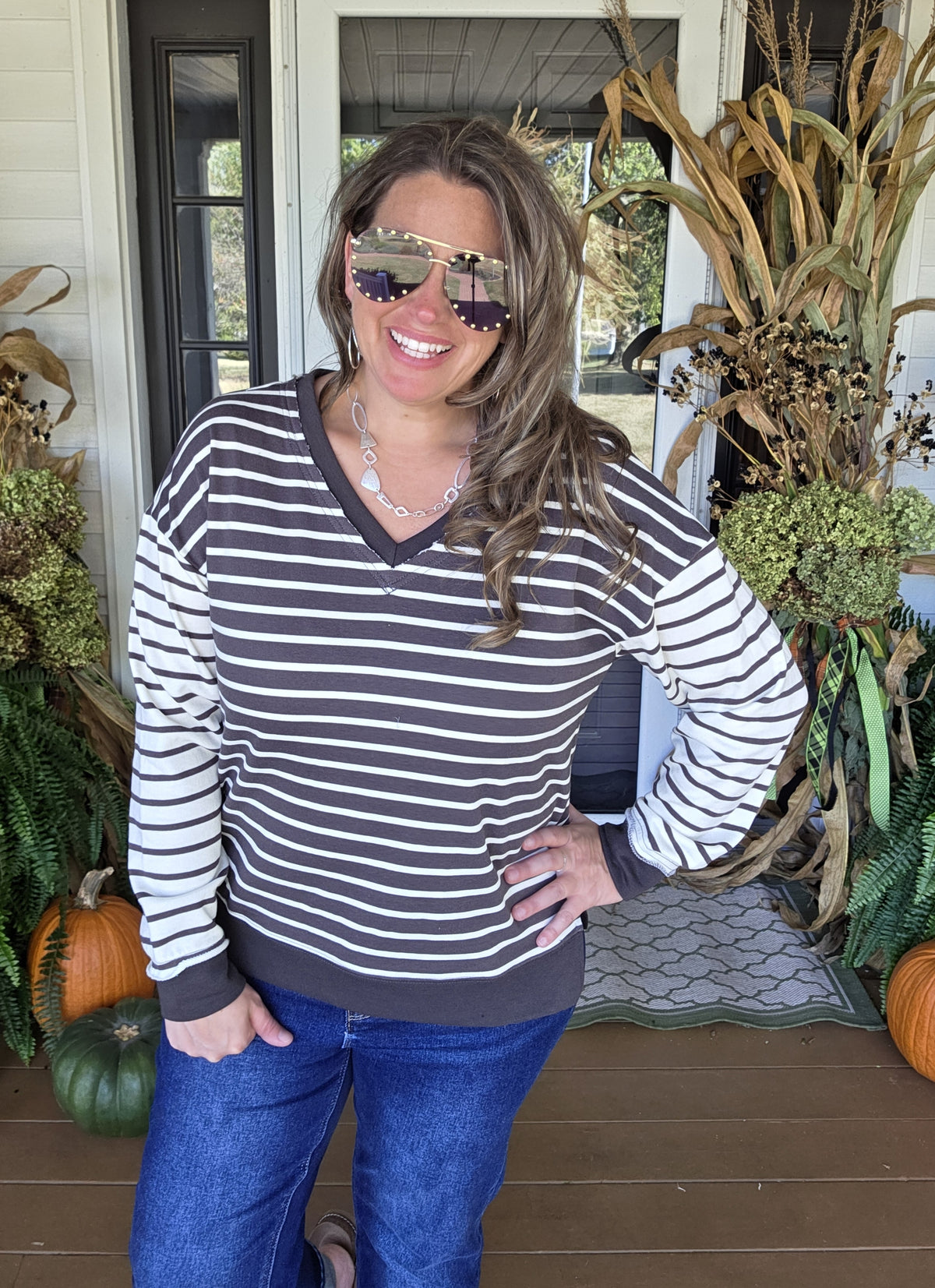 CHARCOAL DOUBLE V STRIPED FRENCH TERRY CONTRAST TOP