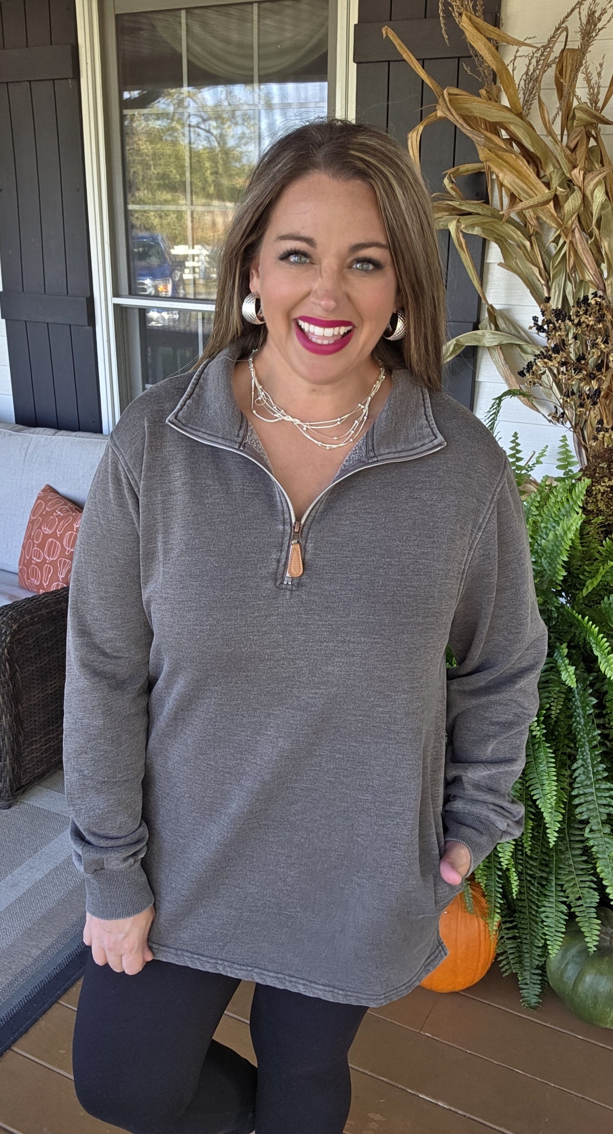 CHARCOAL MINERAL WASH QUARTER ZIP PULLOVER W/ POCKETS