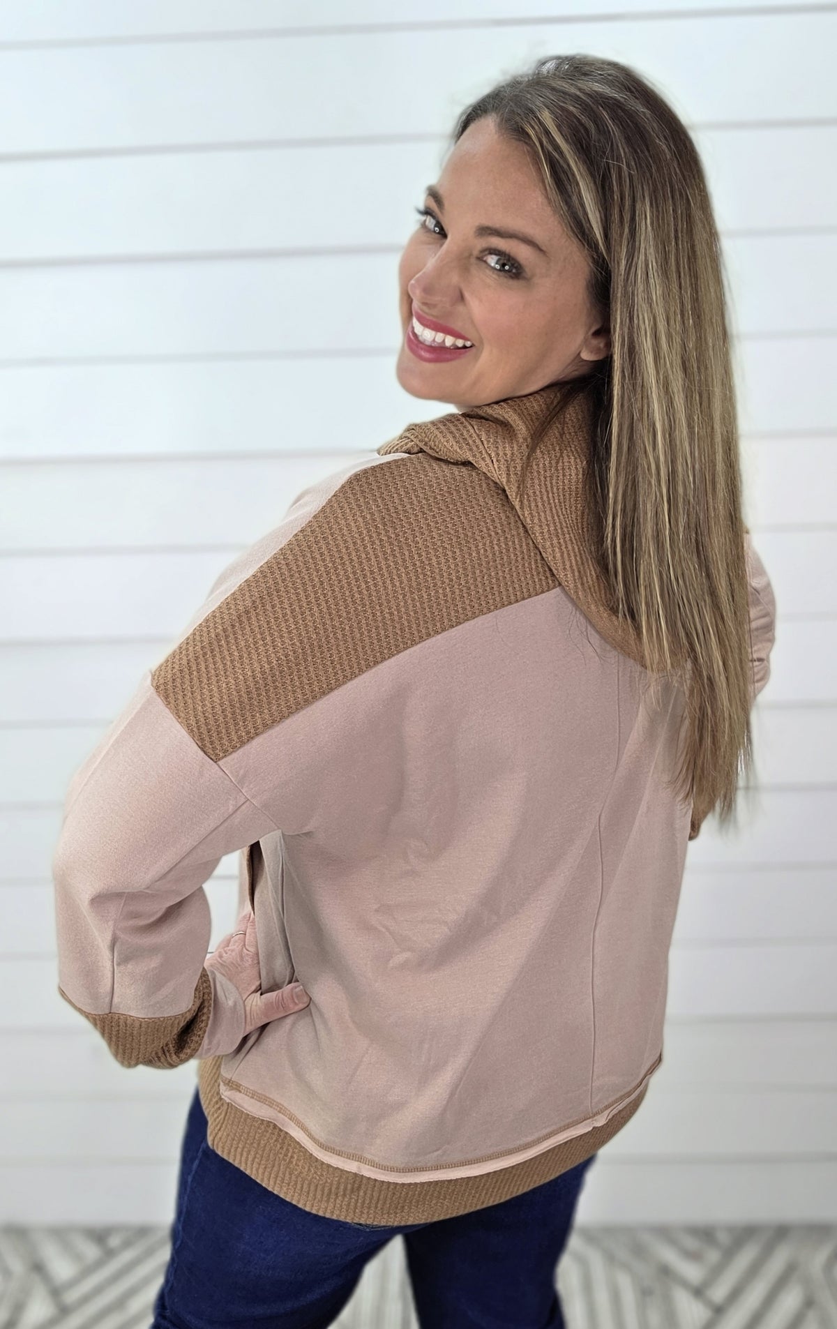 TAUPE WAFFLE CONTRST BUTTON HOODED KNIT TOP W/ POCKETS
