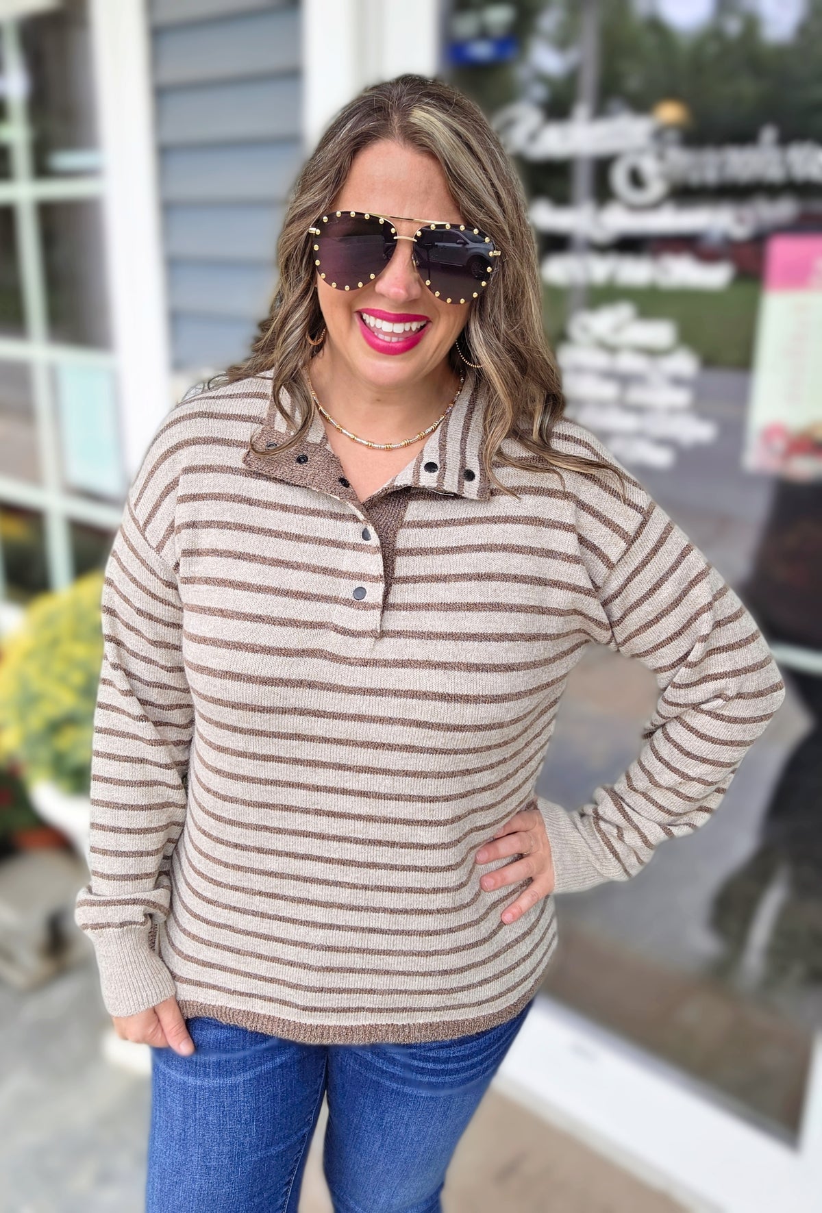 TAUPE/BROWN STIRPED QUARTER SNAP BUTTON SWEATER