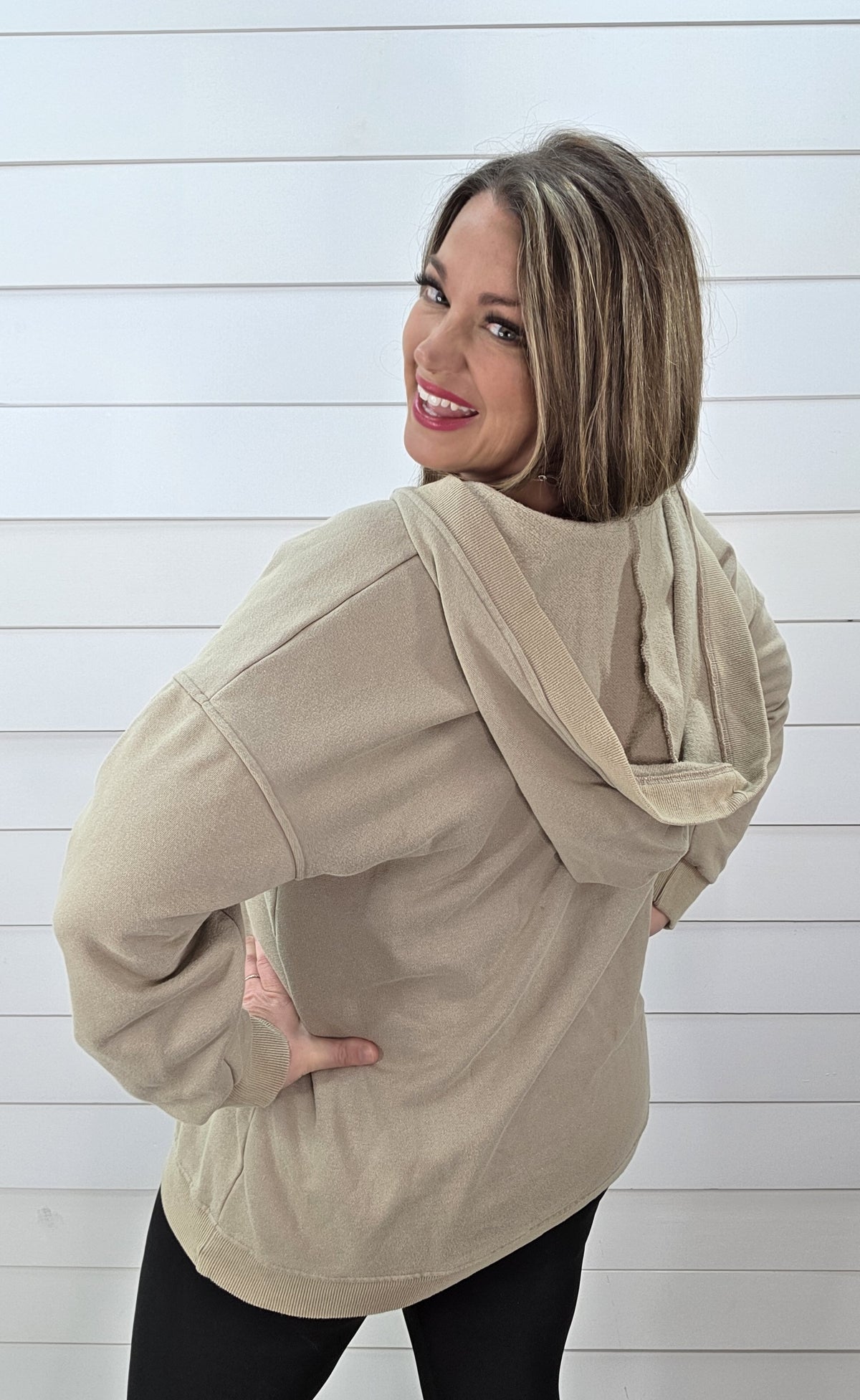 **BROOCH EXCLUSIVE** TAUPE GARMET WASHED V NECK HOODIE