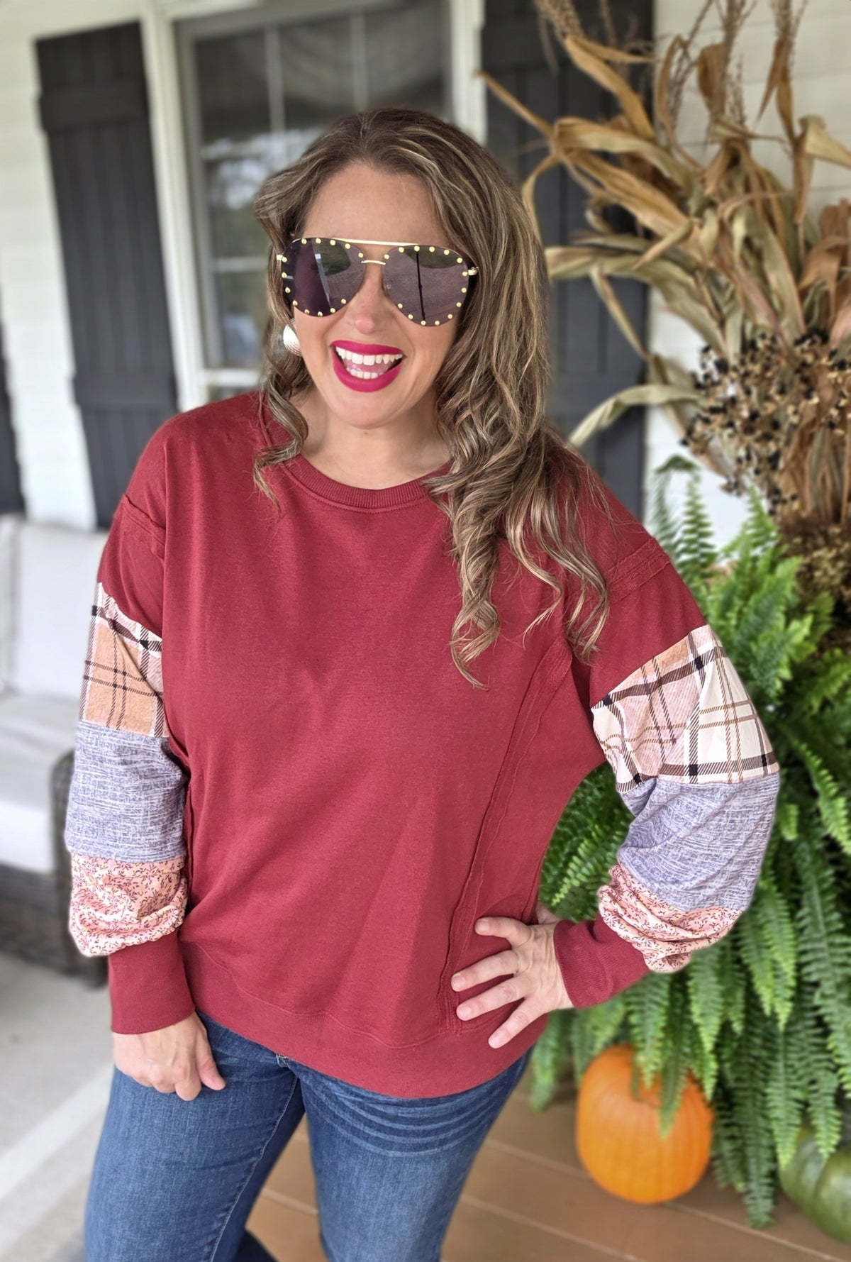 BURUGNDY FRENCH TERRY CONTRAST SLEEVE KNIT TOP