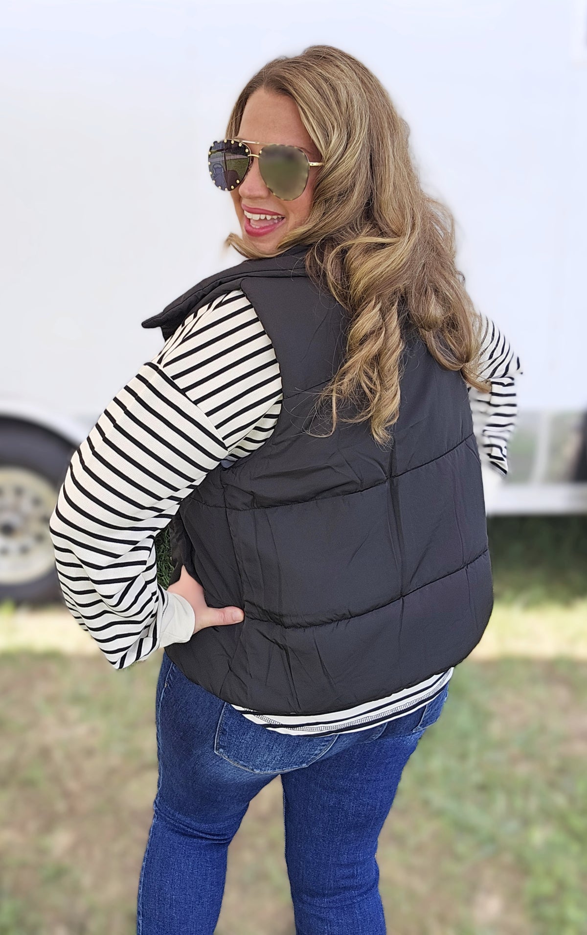 BLACK PUFFED RELAXED FIT VEST