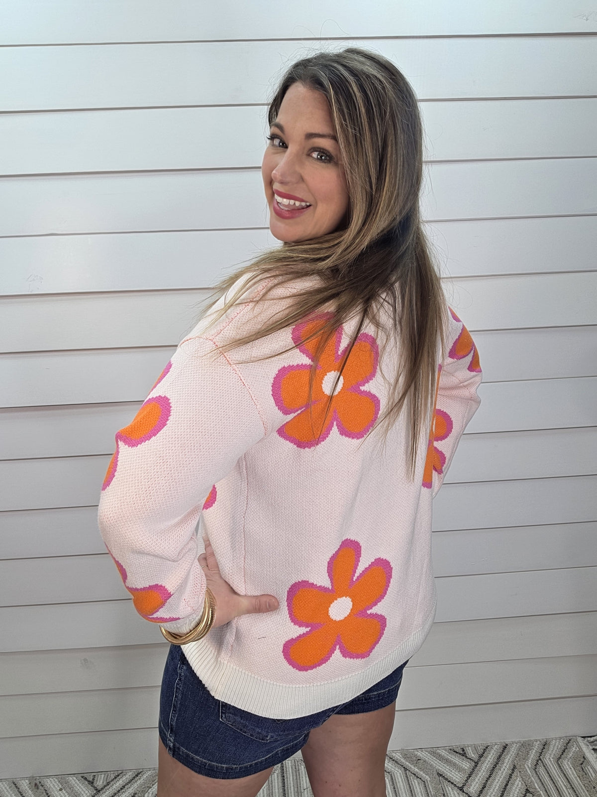 CREAM/ORANGE FLORAL KNIT SWEATER