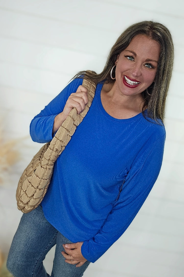 BLUE CREW NECK KNIT LONG SLEEVE TOP