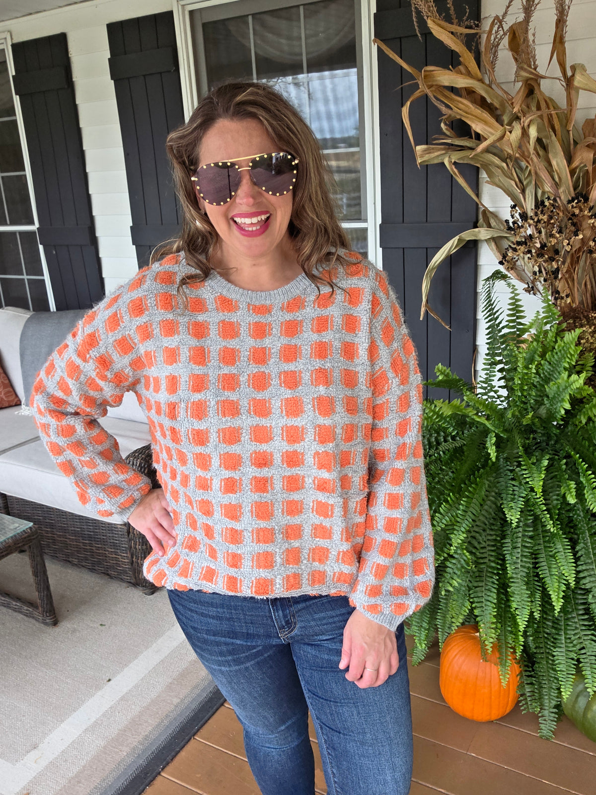 CORAL/GREY TEXTURED BLOCK PULL OVER SWEATER