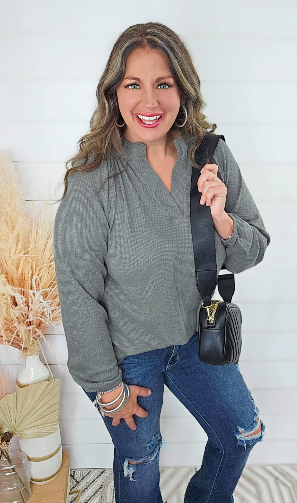 OLIVE MICRO WAFFLE TEXTURED V NECK LONG SLEEVE TOP