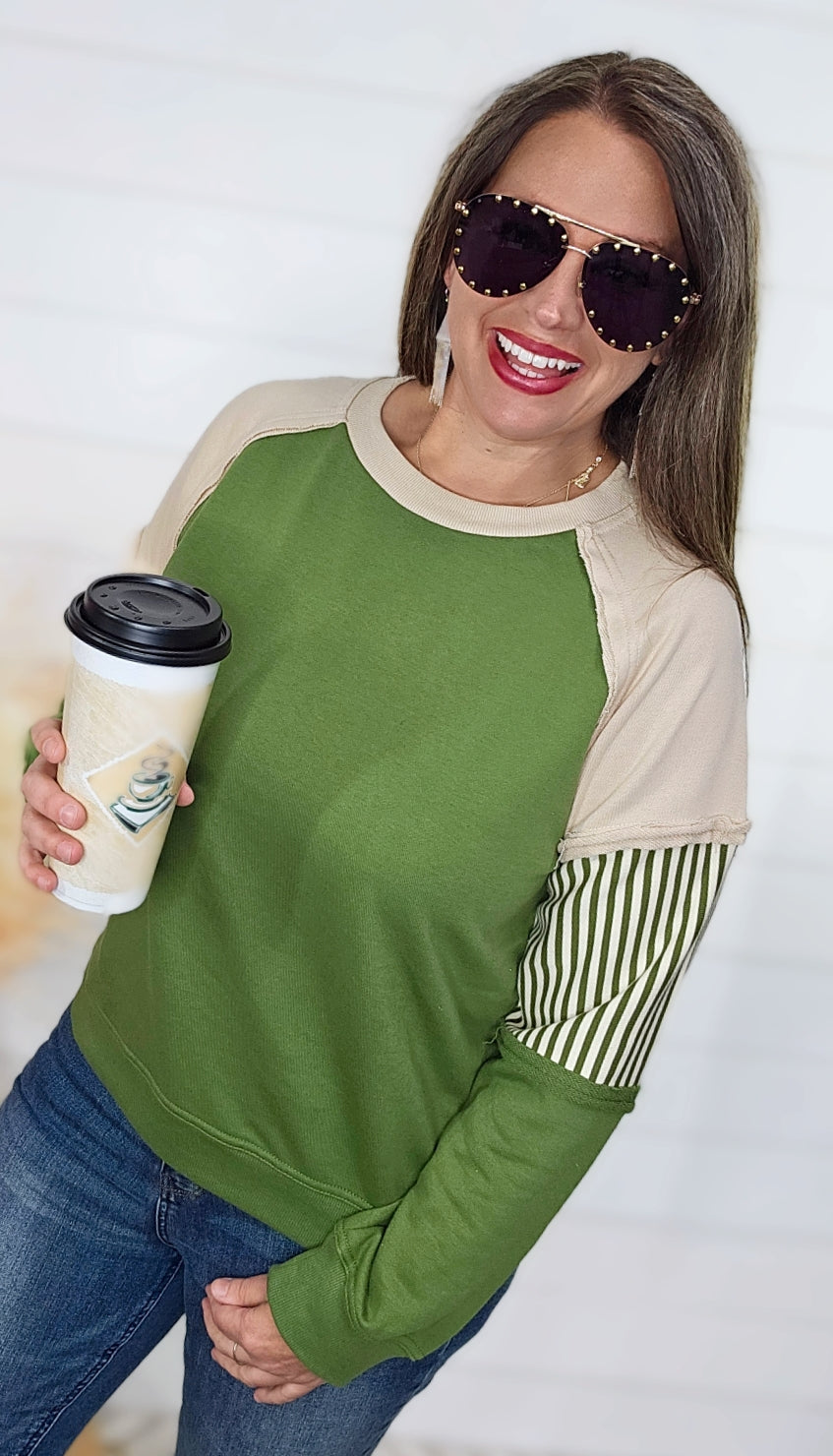 GREEN CREW NECK FRENCH TERRY COLORBLOCK TOP