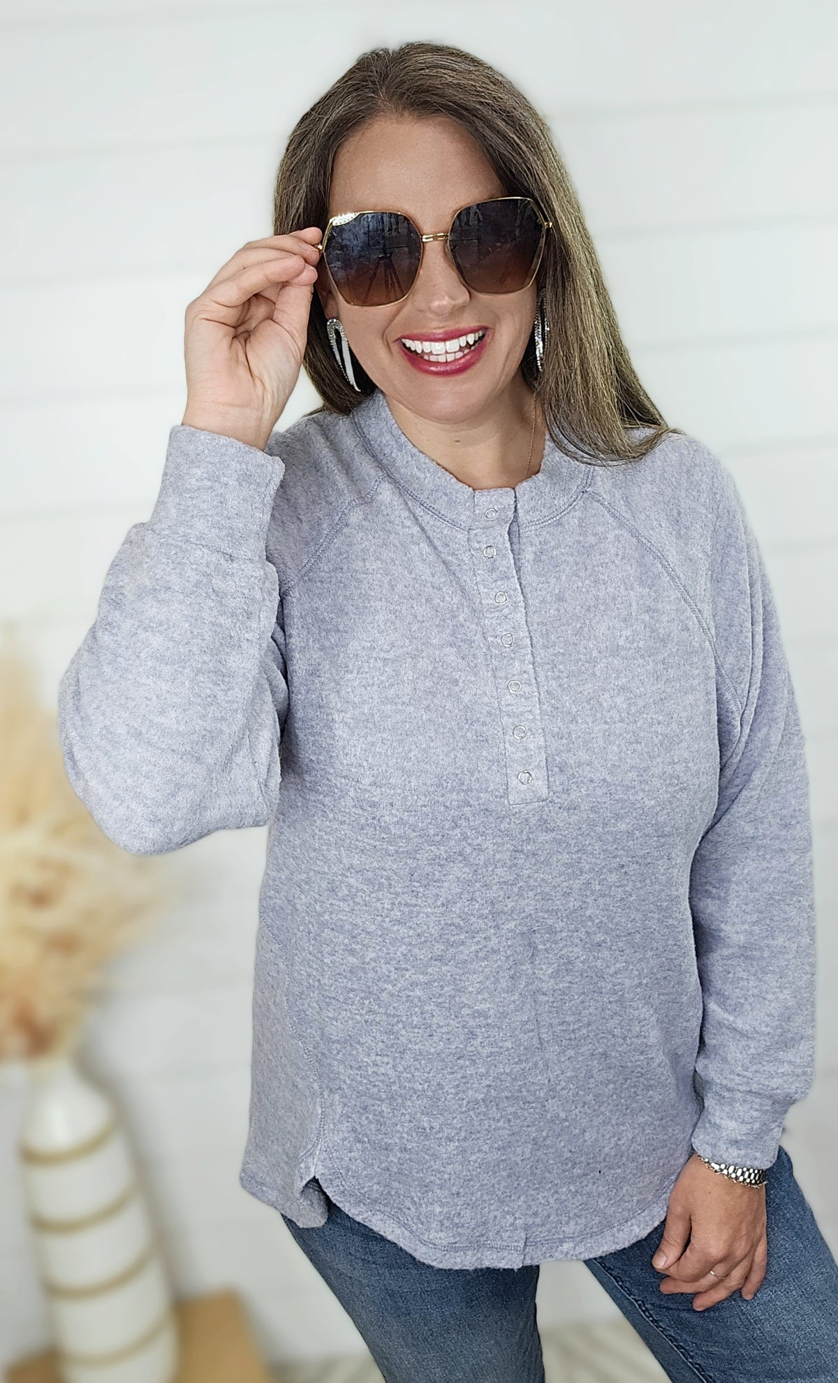 HEATHER GREY BRUSHED KNIT SNAP BUTTON HENLEY TOP