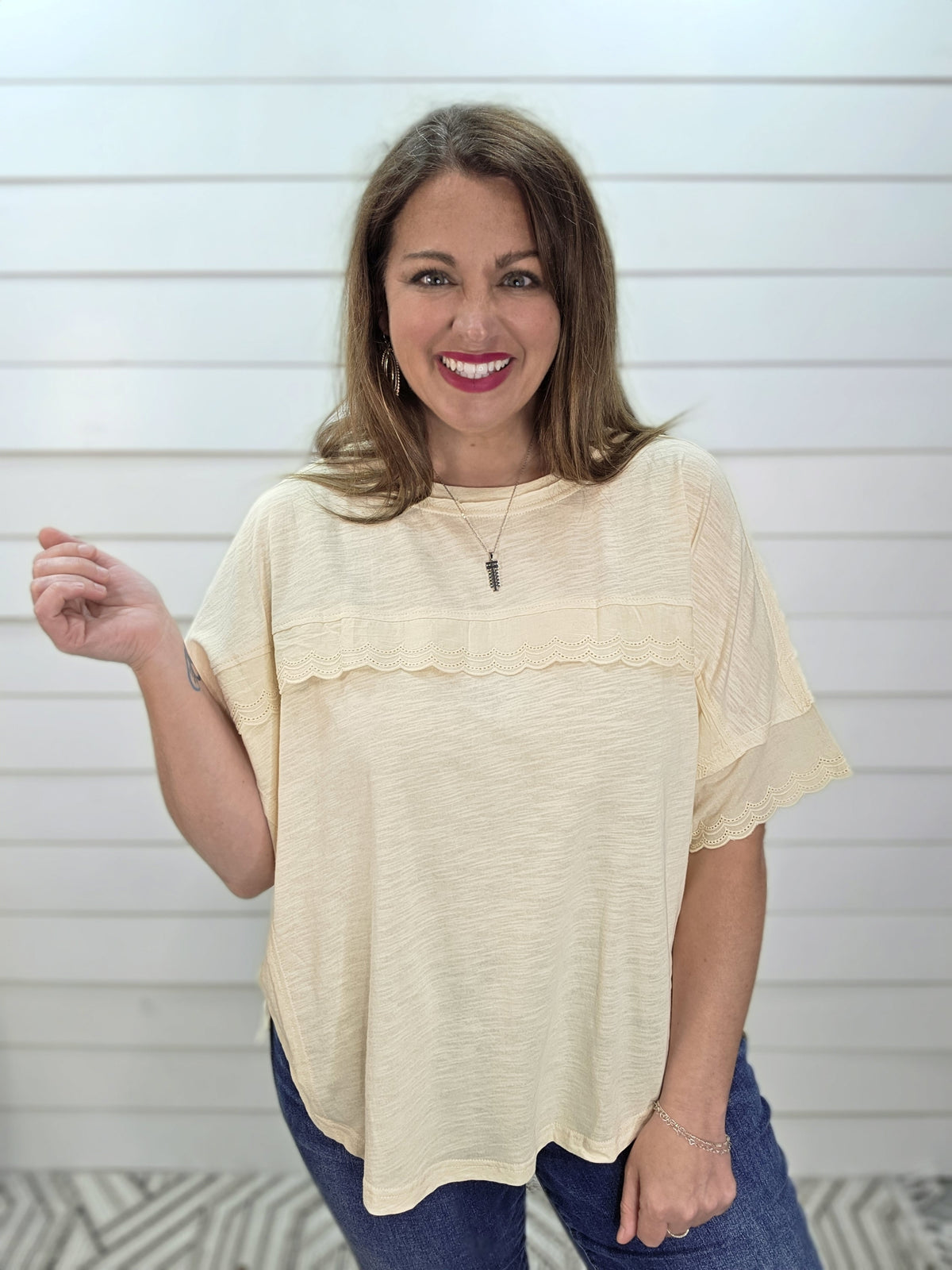 LIGHT BUTTER LACE TRIM OVERSIZED COTTON TOP
