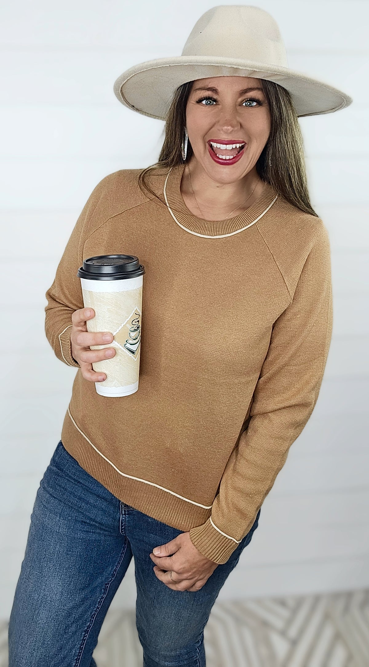 HAZELNUT COLOR CONTRAST PULLOVER SWEATER